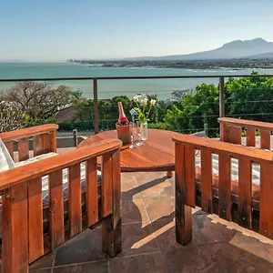 4* Bed & Breakfast 18 On Kloof